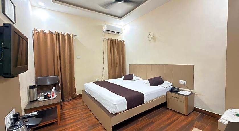Hotel Padmini International