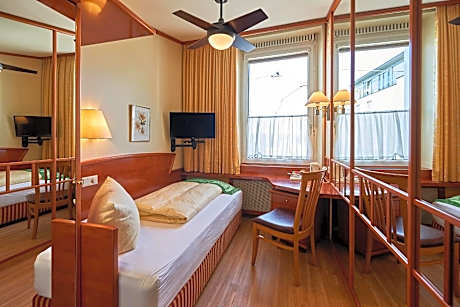 Economy Single Room