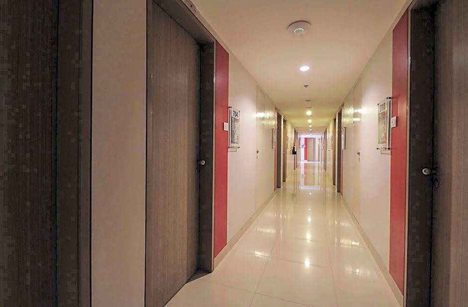 Red Planet Cebu