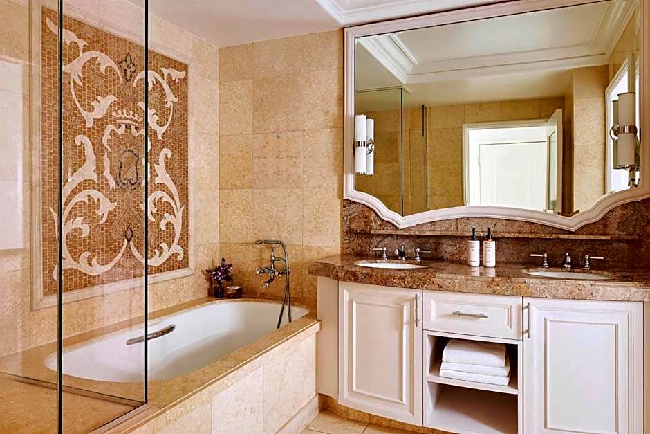 The Maybourne Beverly Hills