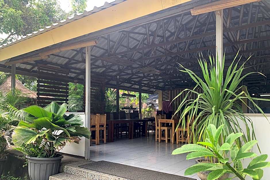 Hotel Pelangi Merak RedPartner