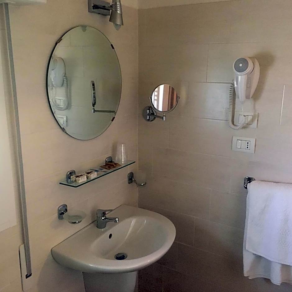 Hotel Miravalle 2000