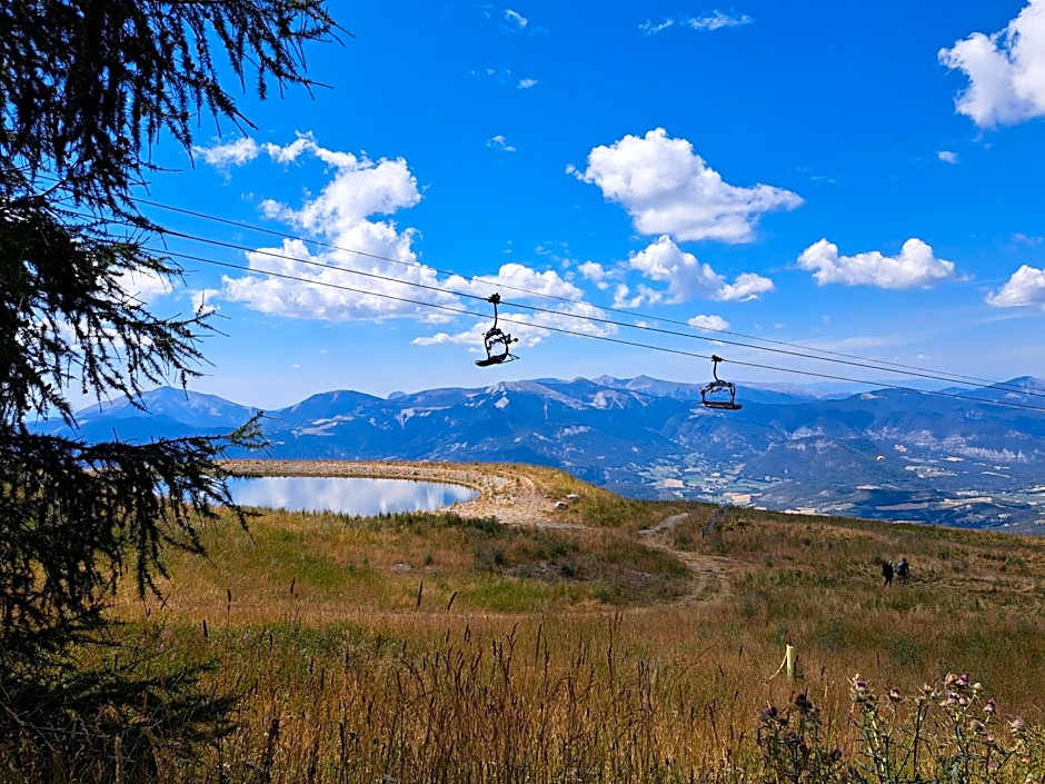 Hôtel Espace Montclar