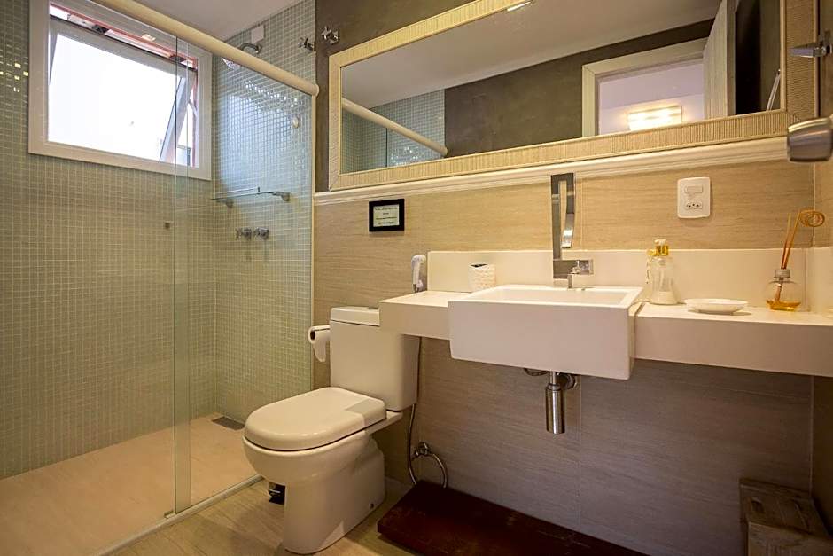 Búzios praia de Geribá, piscina e churrasqueira