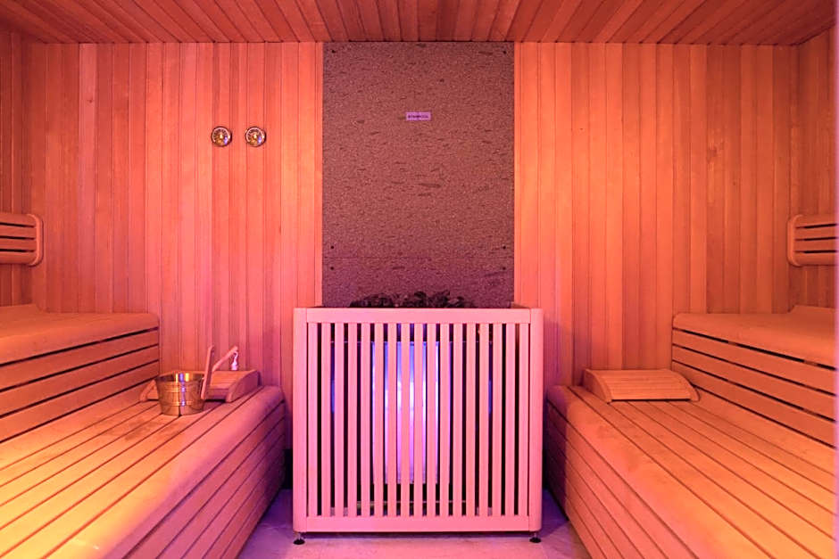 Wellness Santa Hotel - adults plus12