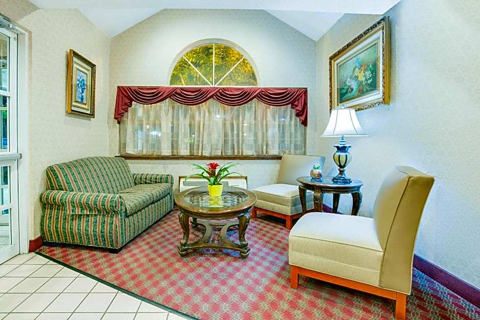 Microtel Inn & Suites by Wyndham Greensboro