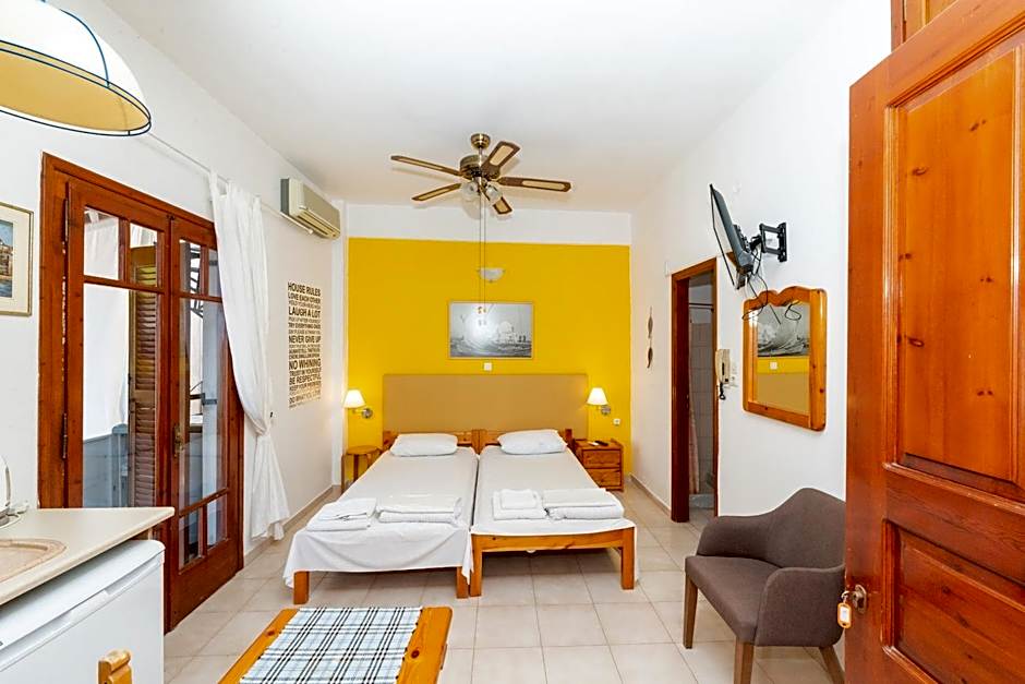 Aegina Town Cozy Escape