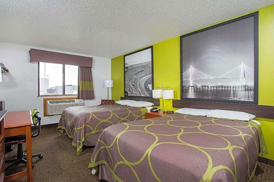 Super 8 by Wyndham Franklin