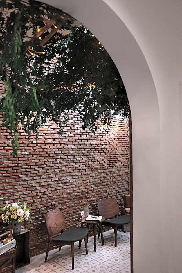 Hide and Seek Boutique Hometel