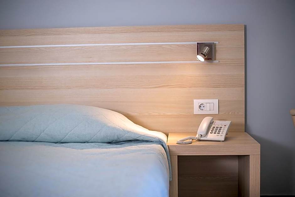 Hotel Niriides Beach