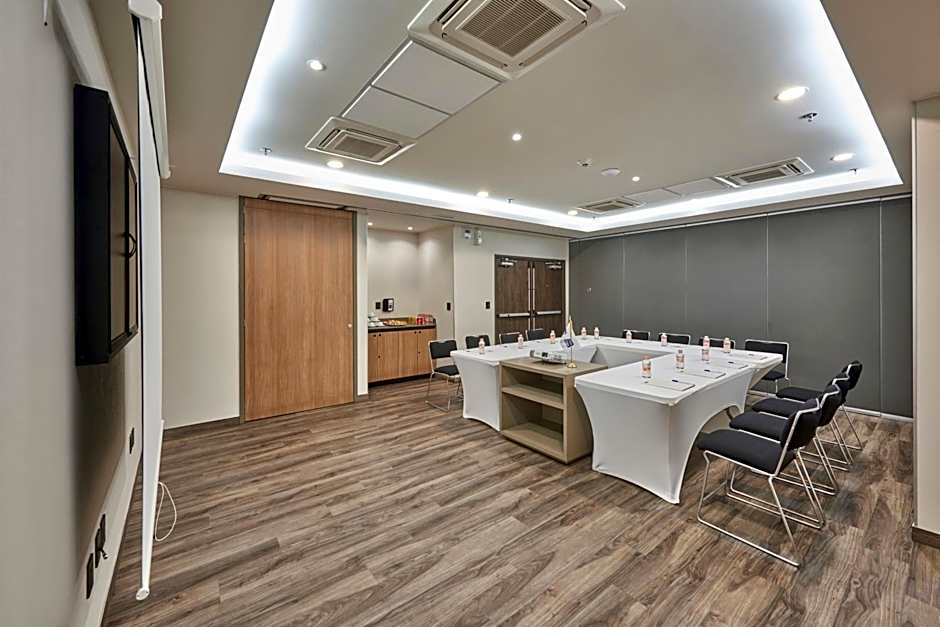 City Express Plus by Marriott Puerto Vallarta