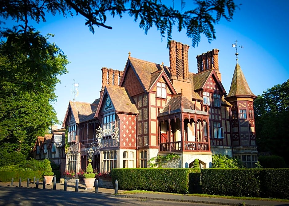 The Five Arrows Hotel