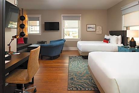 2 Queen Standard Room City View