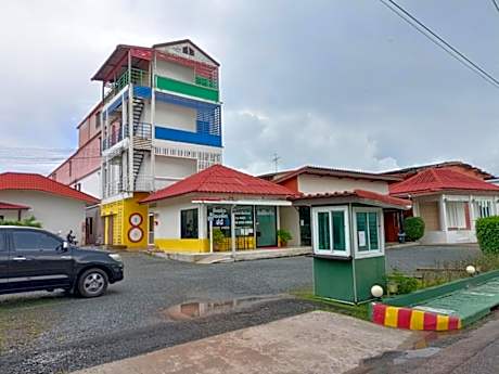 โรงแรมแอมไอม่อน - Am Amoonds Hotel