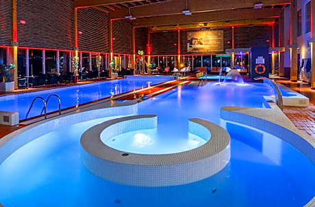 Meresuu Spa & Hotel