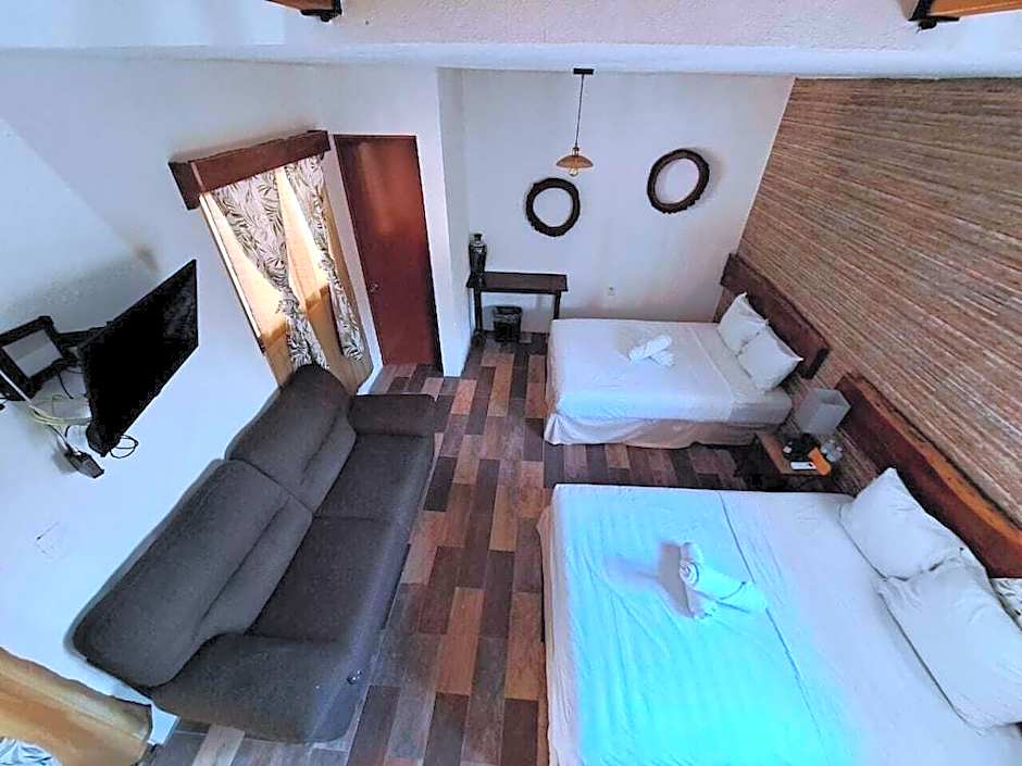 Hotel Pancho Villas