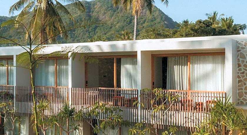 Boni Beach Lombok Hotel and Villas 