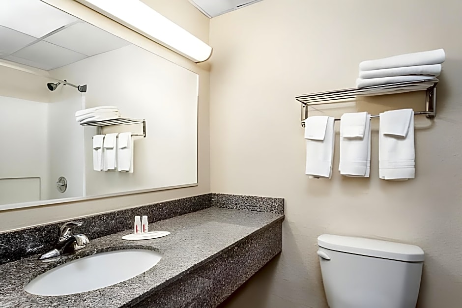 Super 8 by Wyndham Oneonta/Cooperstown