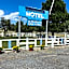 Maverick Motel