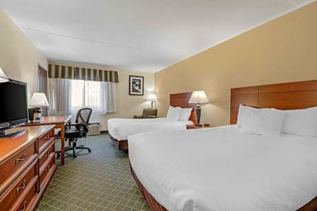 Double Room with Two Double Beds and Roll-In Shower - Disability Access