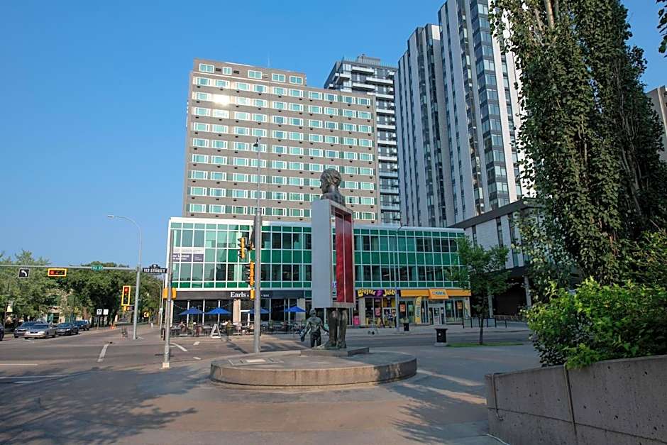 Campus Tower Suite Hotel