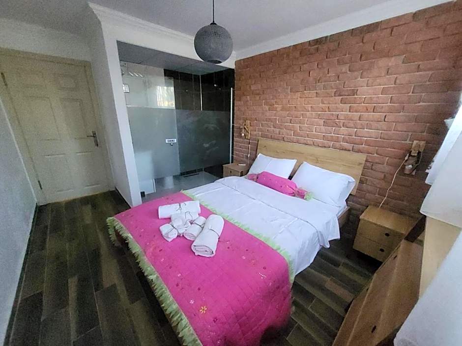 Adayel Bagevi & Butik Otel