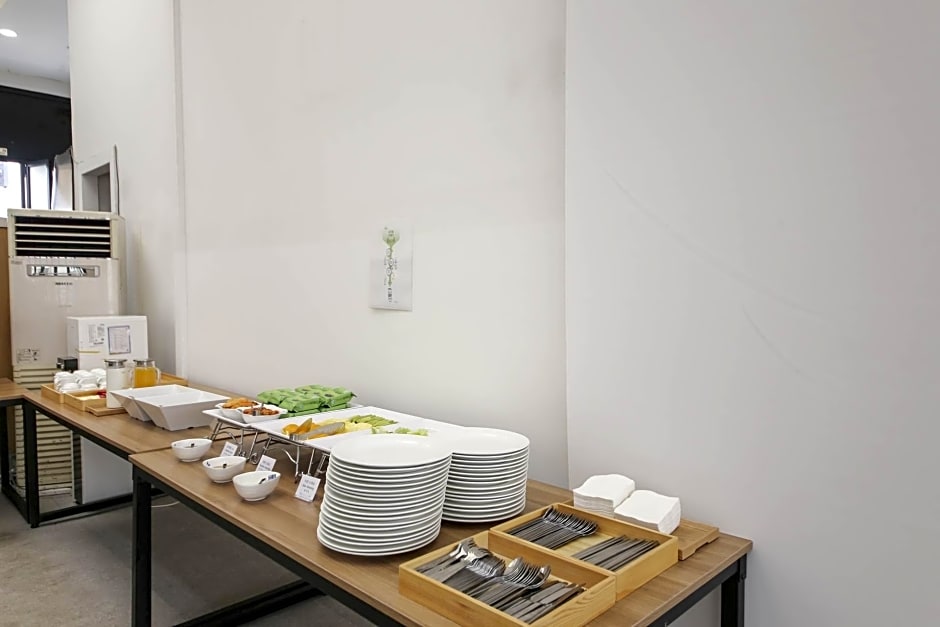 Benikea Cheonan Tourist Hotel