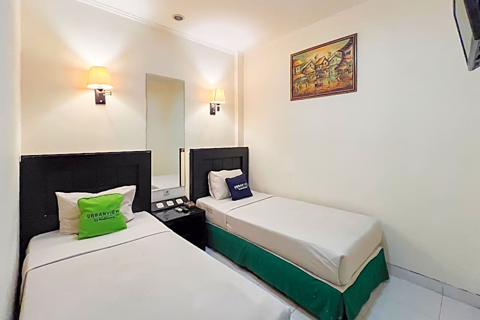 Urbanview Hotel Yasmin Makassar by RedDoorz