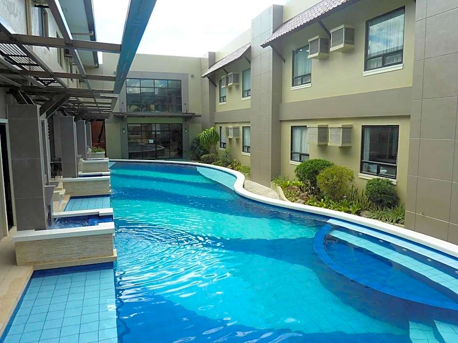 Circle Inn Hotel and Suites Bacolod
