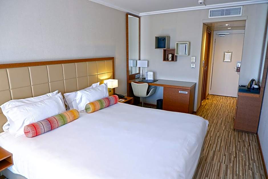 AC Hotel by Marriott Ambassadeur Antibes - Juan les Pins