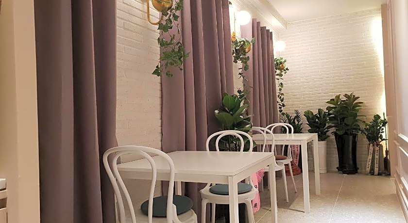 FrenchCode Hotel