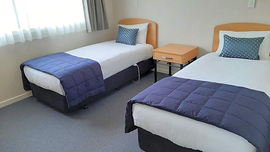 Central Motor Lodge