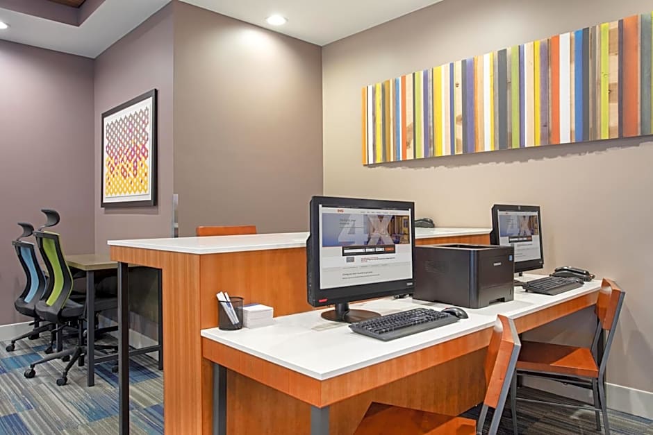 Holiday Inn Express Ontario By IHG