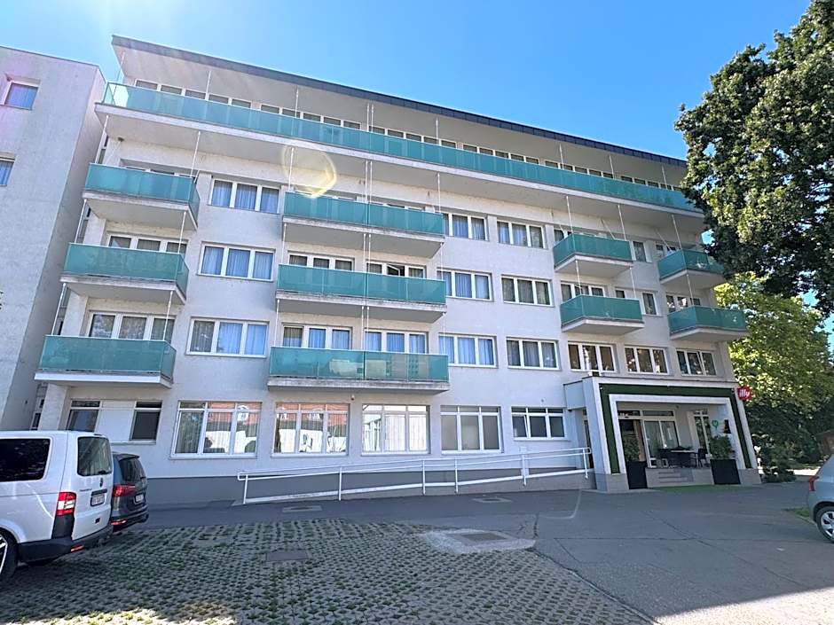 Hotel Aurum Family "A"