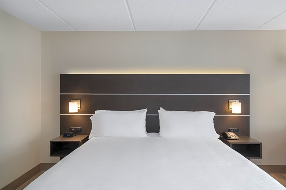 Holiday Inn Express Hotel & Suites Bluffton at Hilton Head Area, an IHG Hotel