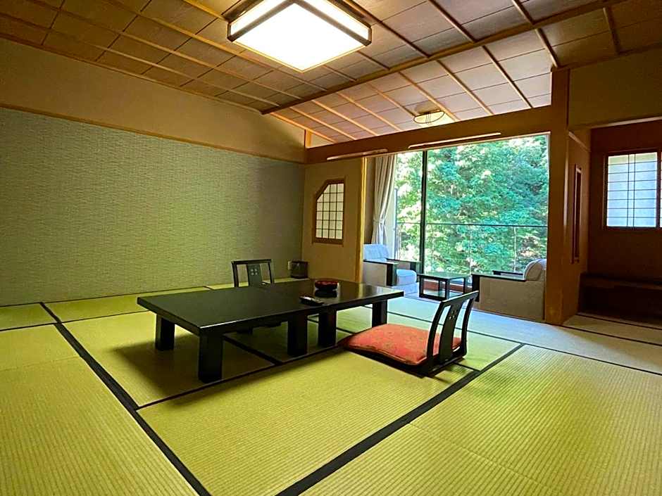 Photo 1 of 2 of Standard Japanese Style
