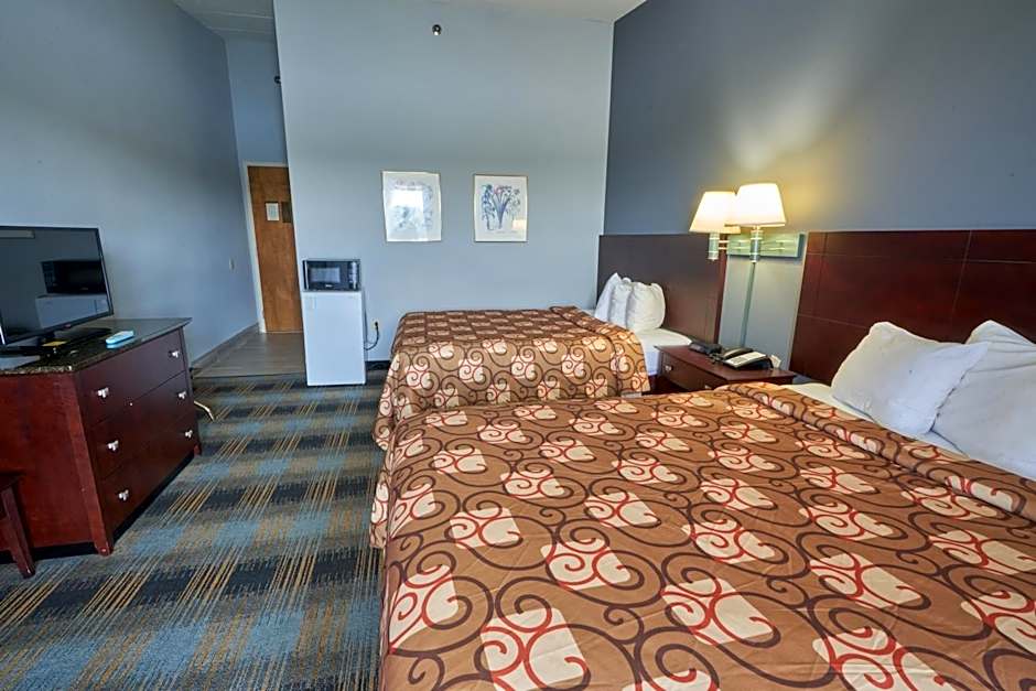 Riverview Inn & Suites