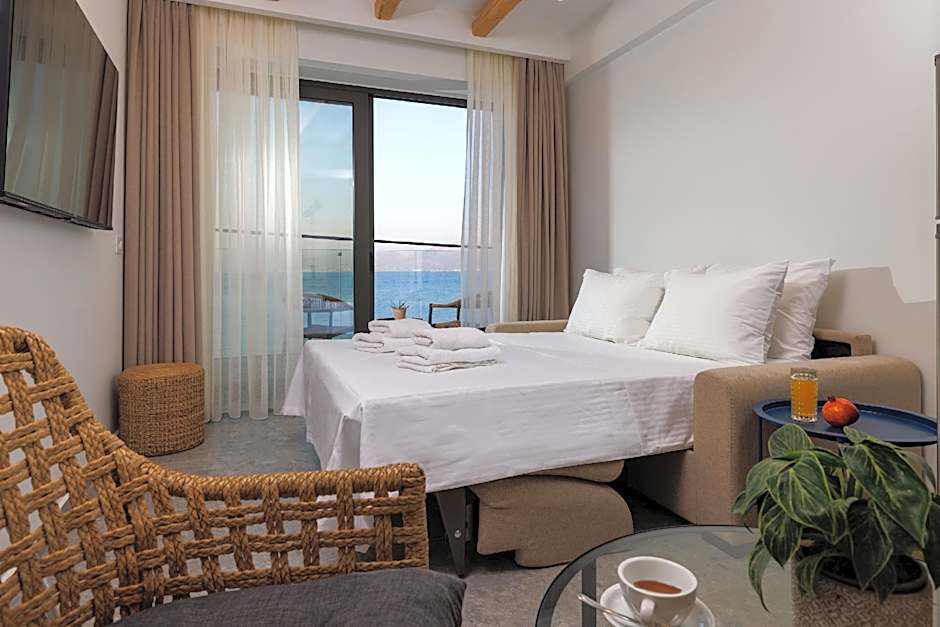 Soho SeaFront Suites