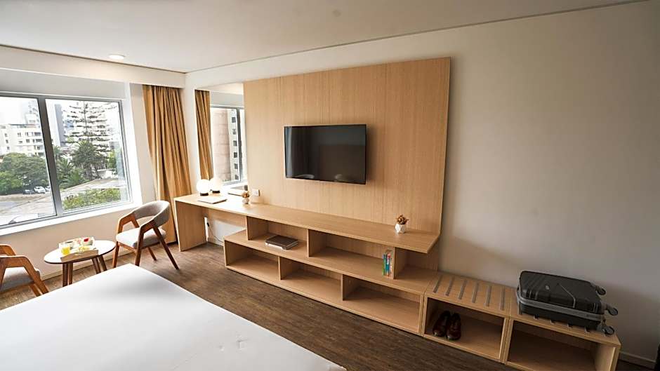 Dazzler by Wyndham Lima Miraflores