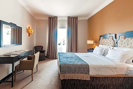 Deluxe Double or Twin Room with Balcony