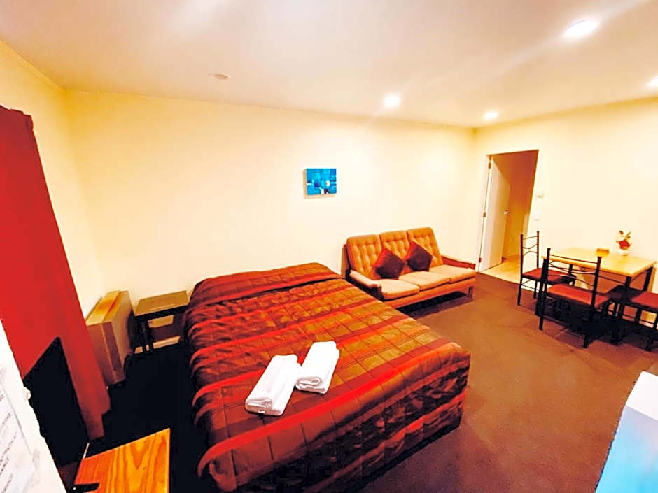 Baden Lodge Motel - PRIVATE SPA Bath