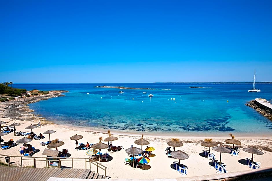 Universal Hotel Marqu