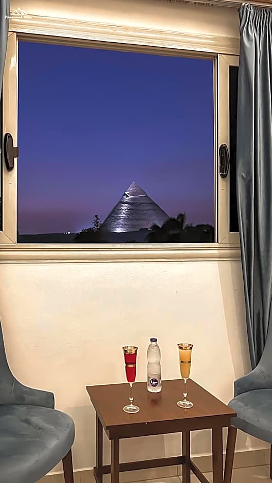 PANORAMA view pyramids