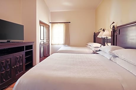 Three-Bedroom Oceanfront Suite with Balcony - Misiones