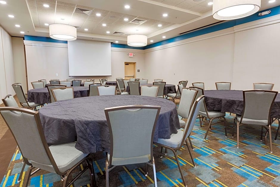 Drury Plaza Hotel St. Louis St. Charles
