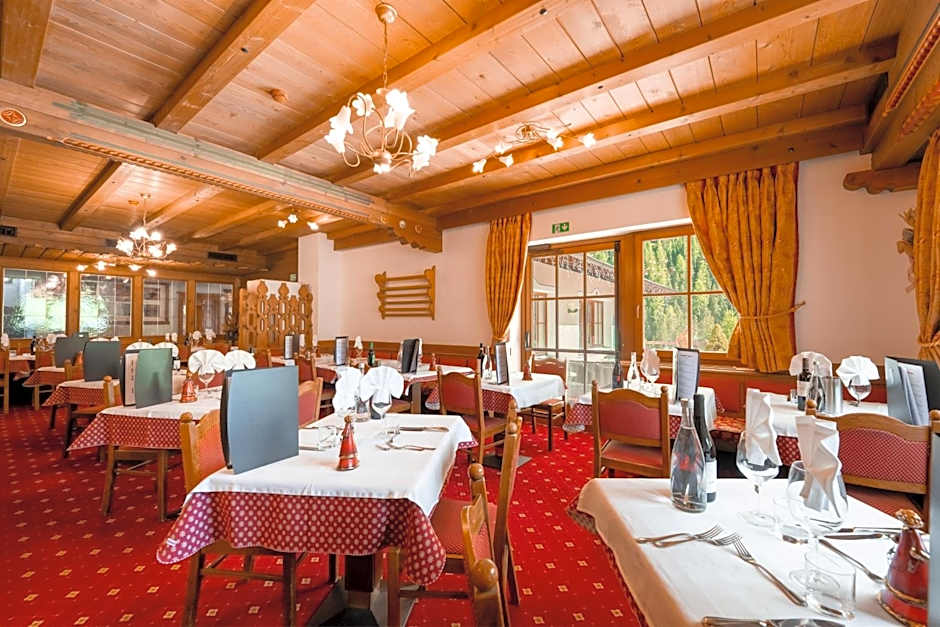 Hotel Dolomites Inn