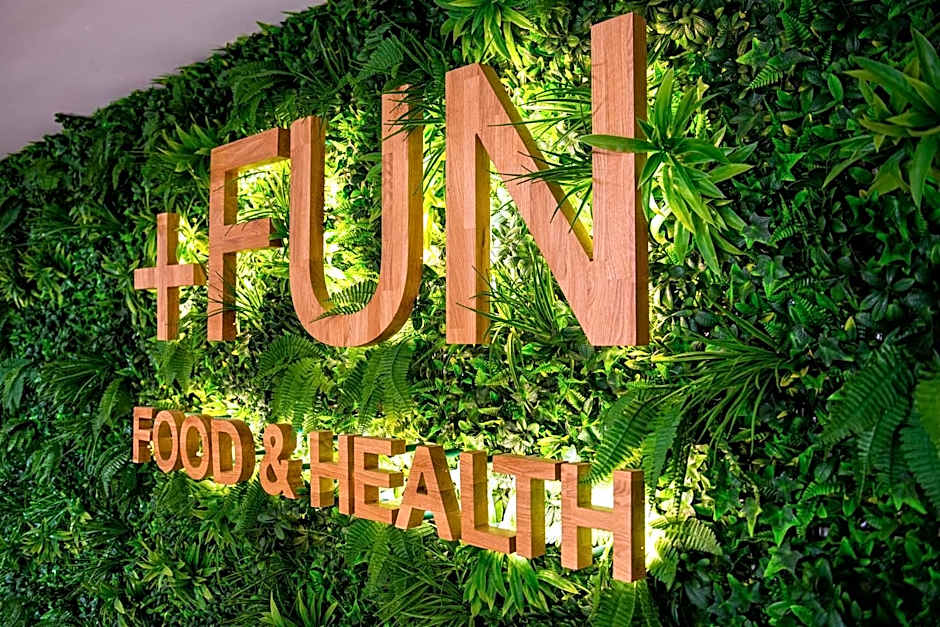 Paradise Park Fun Lifestyle Hotel