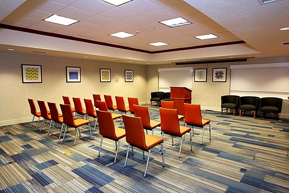 Holiday Inn Express Hotel & Suites Ashland By IHG