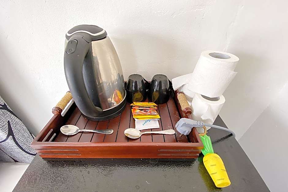 Kana Guest House Mitra RedDoorz