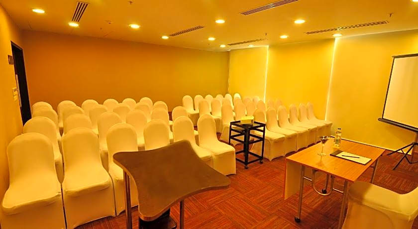 Keys Select by Lemon Tree Hotels, Kochi